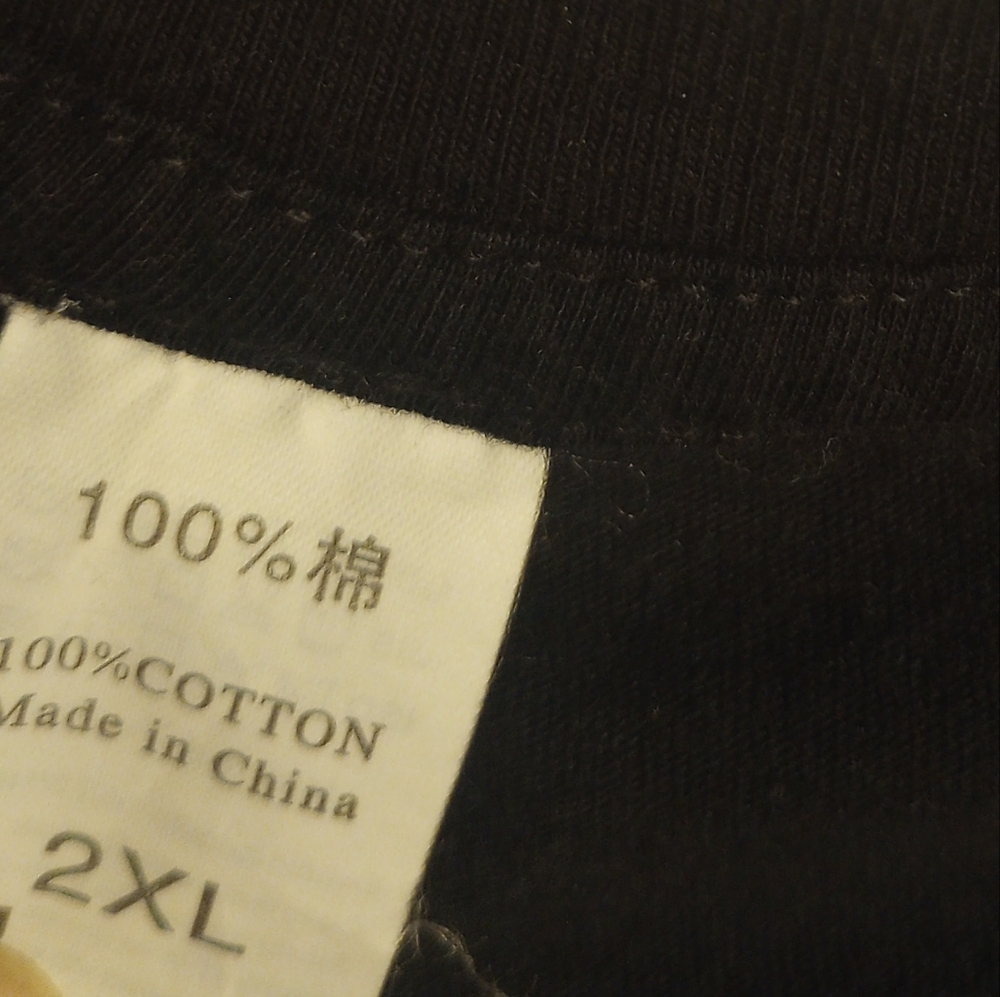 Motley Crue Shout At The Devil Men's Short Sleeve Tee - Picture 4 of 4